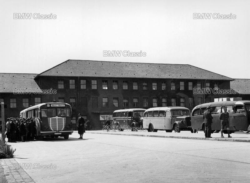 Haupteingang BMW Werk II Allach 1938